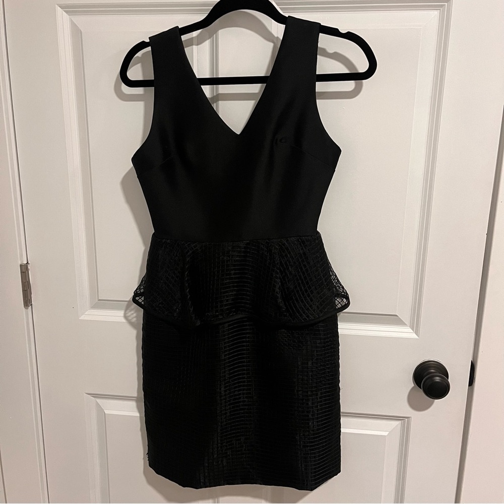 Camilyn Beth Black Peplum Waist Dress Windowpane - Picture 2 of 15